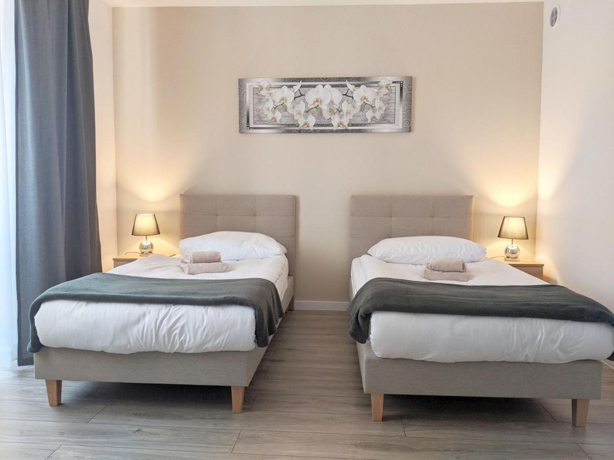 H2U LUX Hostel Dla Ciebie Mlawa Zewnętrze zdjęcie